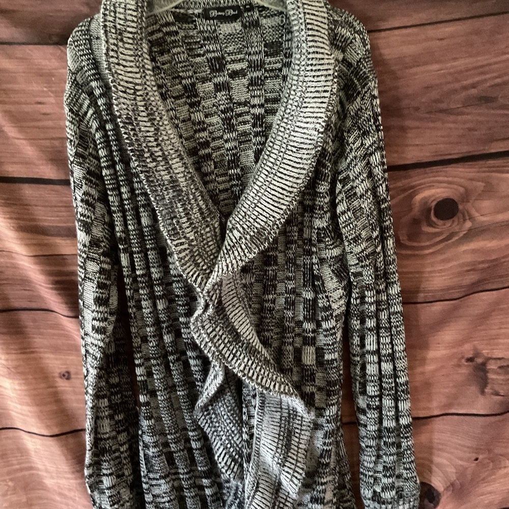 Brittany Black Textured Black and Gray Cardigan